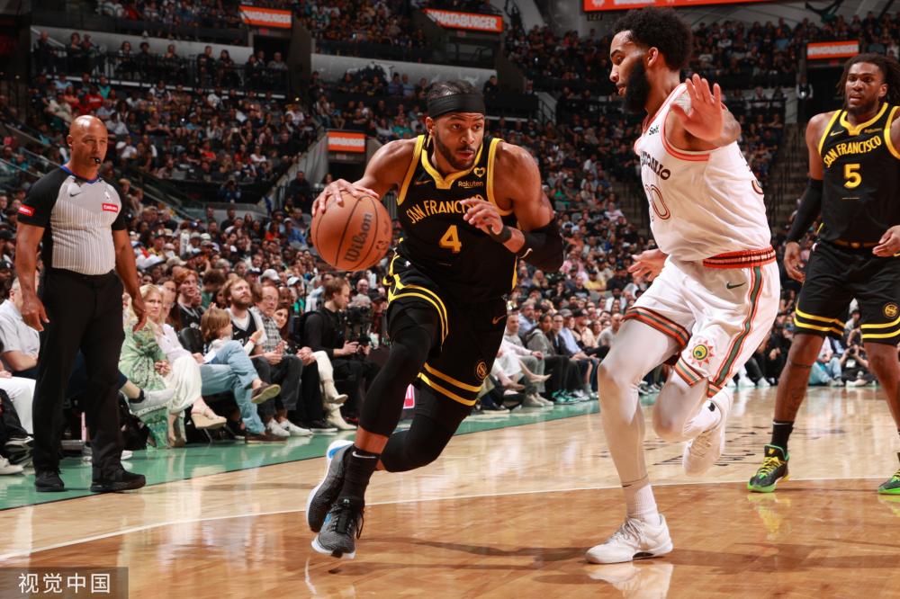 赛中击败世 赛中击败世