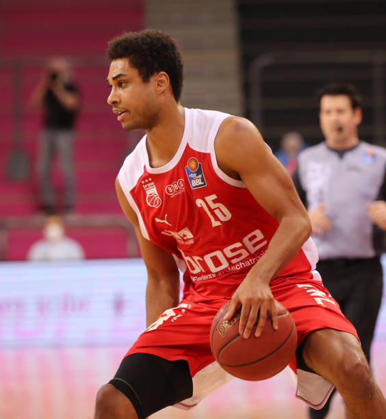 强对手时可 强对手时可