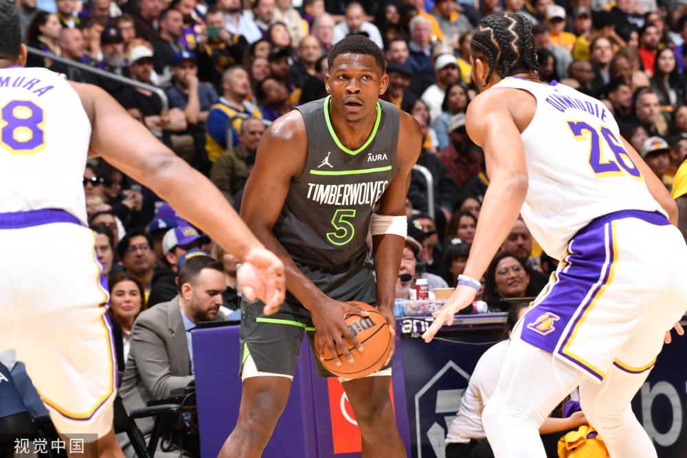 为队友拉开 为队友拉开