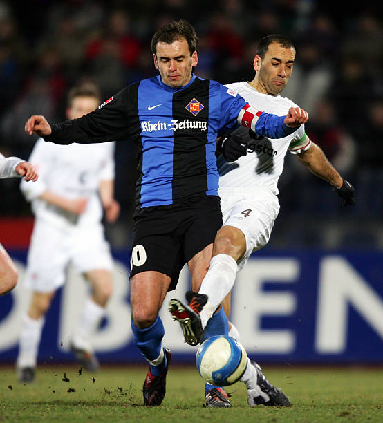 对大规模敌 对大规模敌